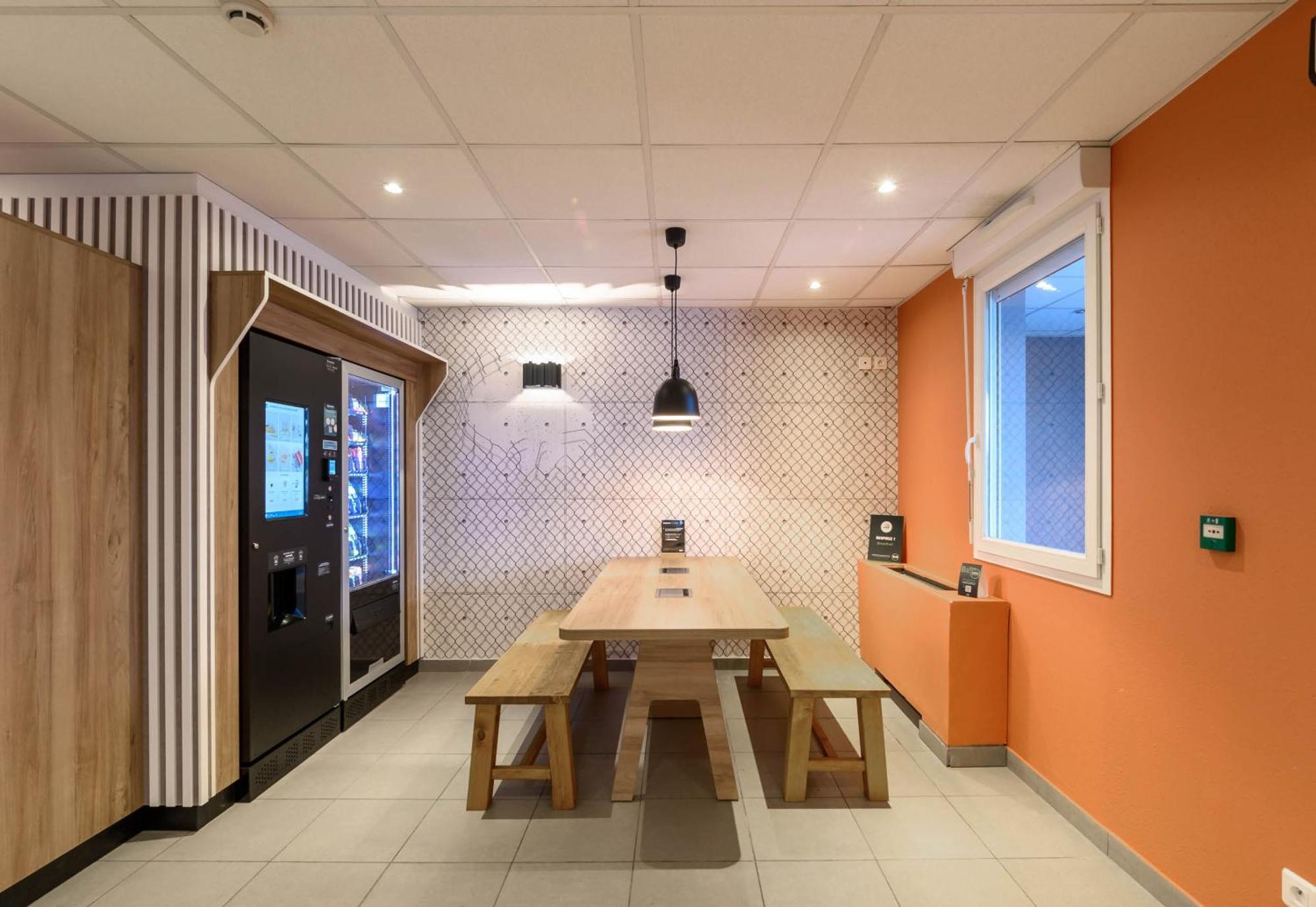 B&B Hotel Compiegne Thourotte Exterior foto